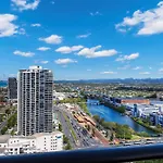 Broadbeach Oceanview Apartment Level 26 With Carpark - 4 Mins Walk To The Beach